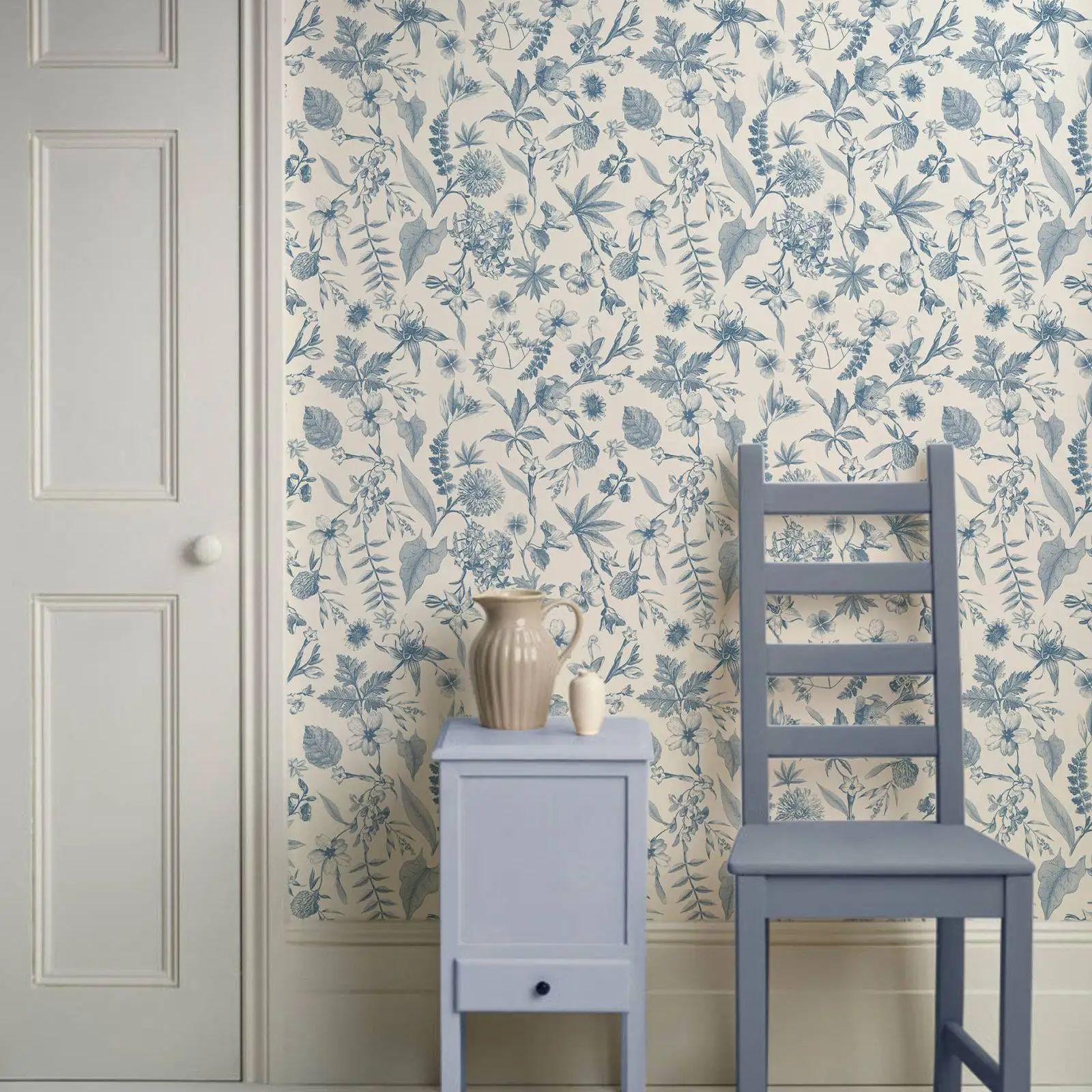 Herbal Wallpaper - Toile Farmhouse Skurrile Tapete, blaue und